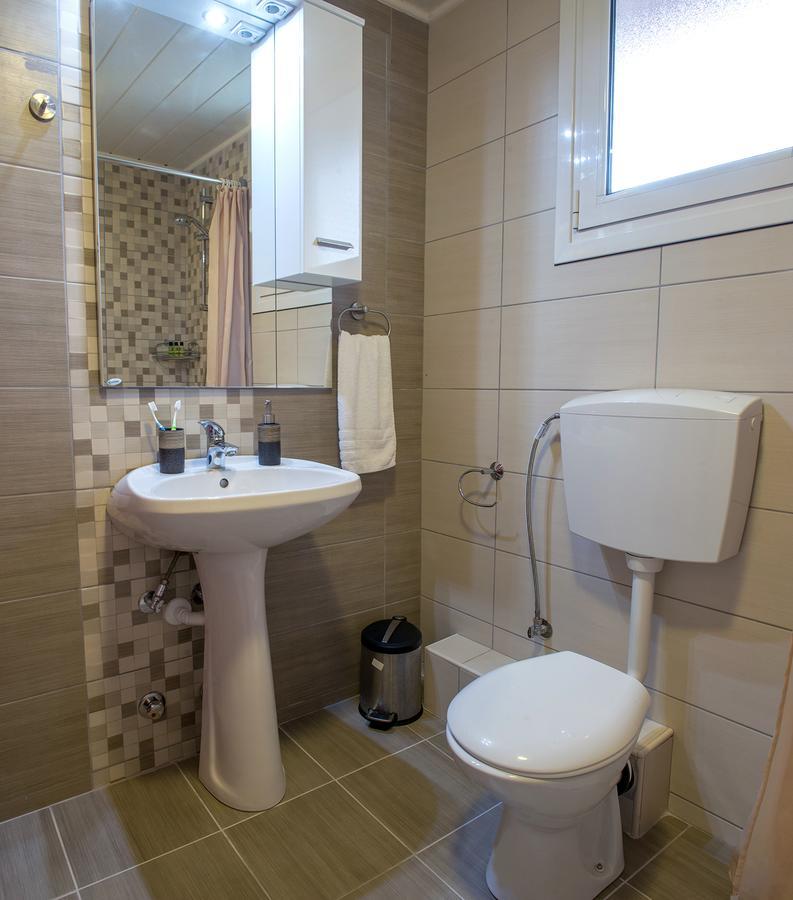 Nepheli Apartments And Studios Paralía المظهر الخارجي الصورة
